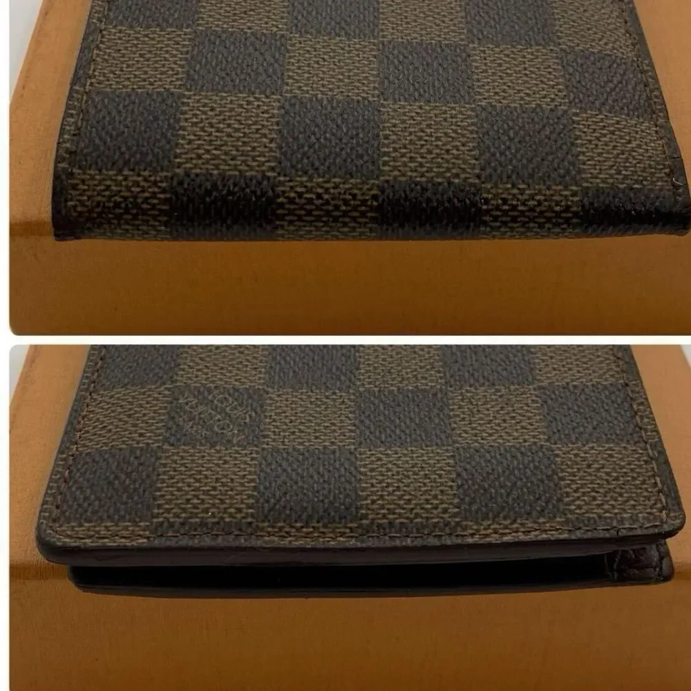 Preloved in excellent condition  Louis Vuitton Brown Checkered Wallet